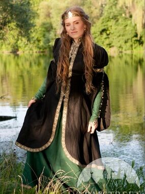Black Medieval Renaissance Black Flax Linen Overcoat Open Flowing Sleeves